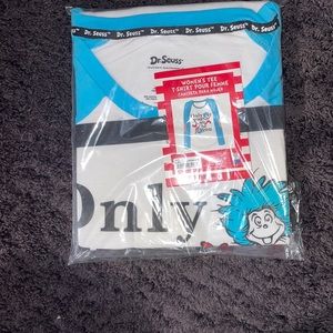 Dr.Seuss women’s tee